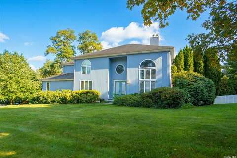 335 Sterling Terrace, Yorktown, NY 10598