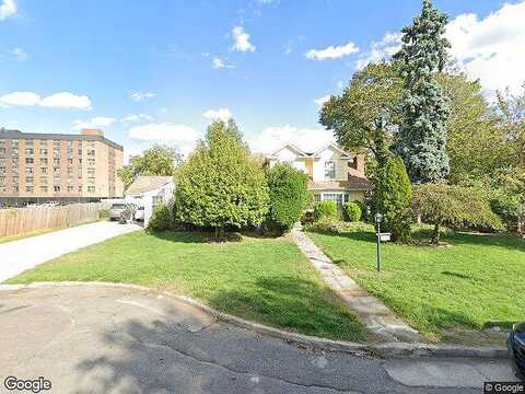 Ingraham, HEMPSTEAD, NY 11550