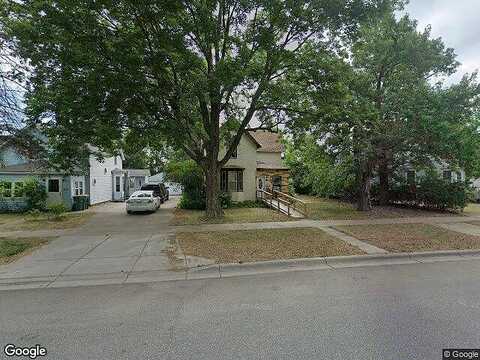 9Th, BRAINERD, MN 56401