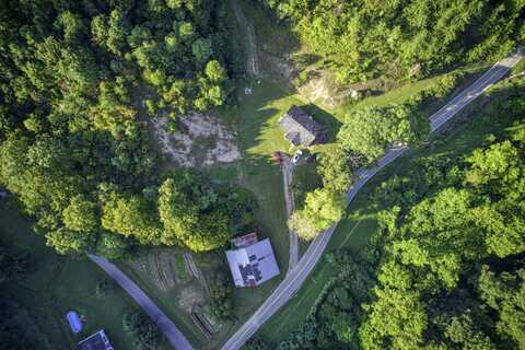 5727 Lower Sand Lick Rd Road, West Liberty, KY 41472