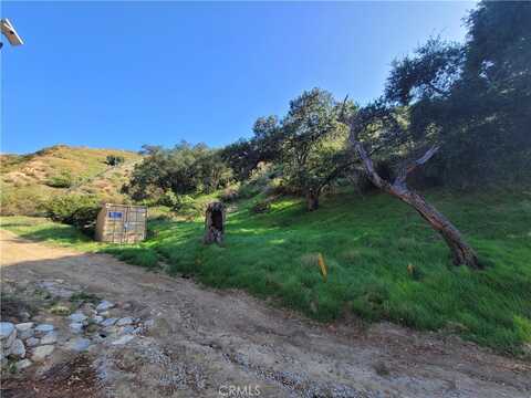 0 North Trail, Sylmar, CA 91342