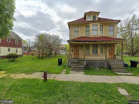 Sheridan, DETROIT, MI 48214