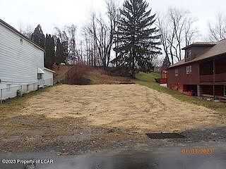 1St, EYNON, PA 18403