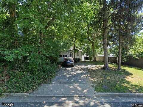 Cedar Ave, LEONARDO, NJ 07737