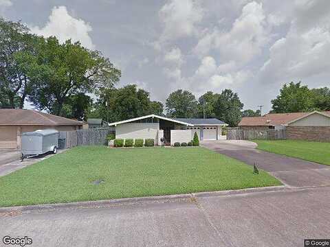 Willowoak, GROVES, TX 77619