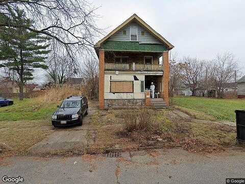 Roselawn, DETROIT, MI 48204