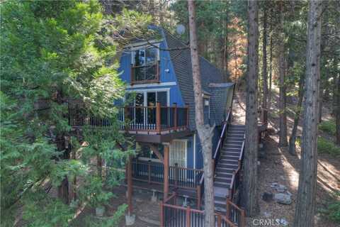 24091 Lakeview Drive, Crestline, CA 92325