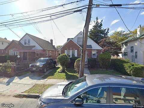 196Th, SAINT ALBANS, NY 11412