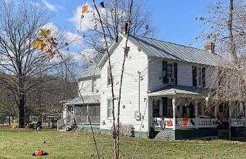 Bell Hill, GOSHEN, VA 24439