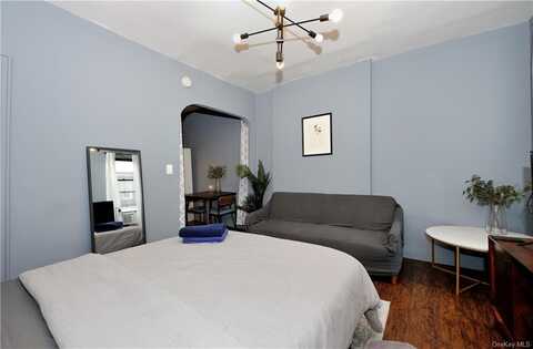 338 E 61st Street, New York, NY 10065