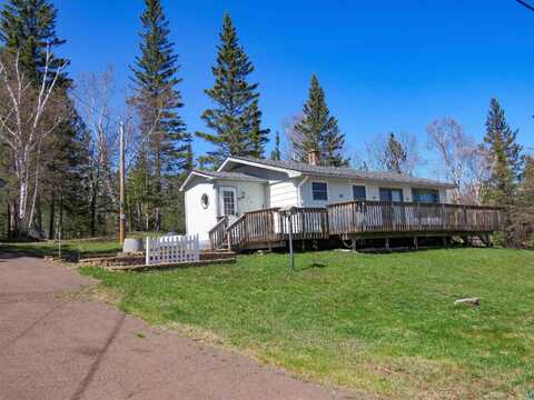 389 Cramer Rd, Schroeder, MN 55613