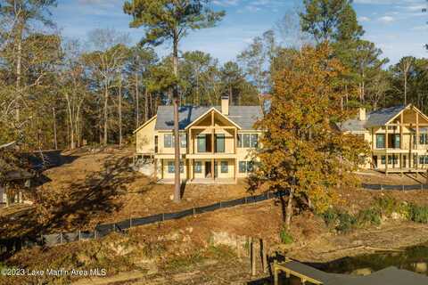 555 Transom Dr, Jacksons Gap, AL 36861