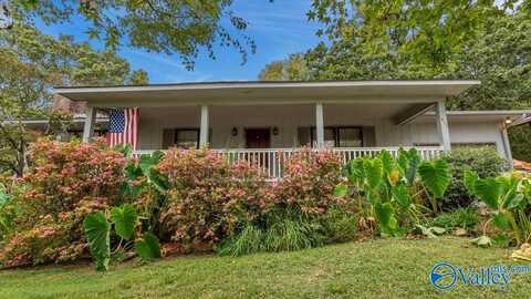 1610 E Ridge Road, Scottsboro, AL 35768