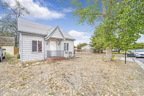 245 Van Buren St, Twin Falls, ID 83301