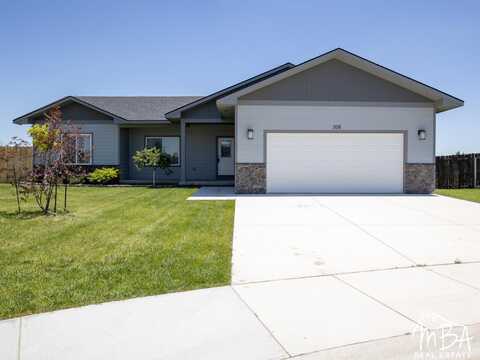 308 Park View Drive, Garden City, KS 67846