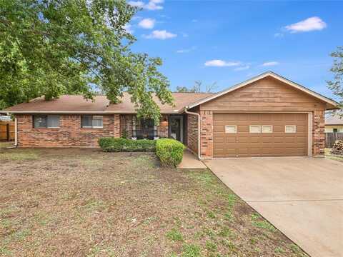 106 Dumbeck DR, Elgin, TX 78621