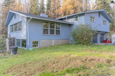 1893 WOODBINE DR, Fairbanks, AK 99709