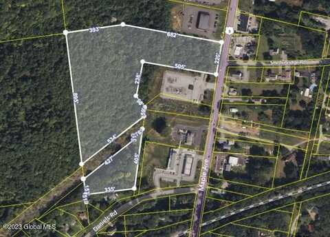 L15.113 us-9, Wilton, NY 12866
