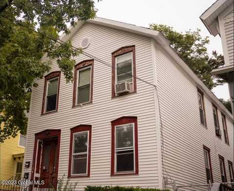 902 3rd Avenue, Troy, NY 12182