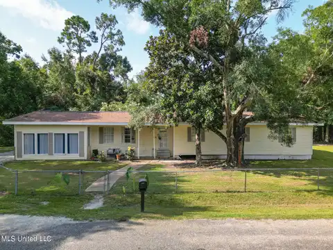 22107 Turan Street, Pass Christian, MS 39571