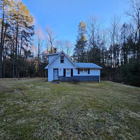 5 Mountain lane, Trout Run, PA 17771