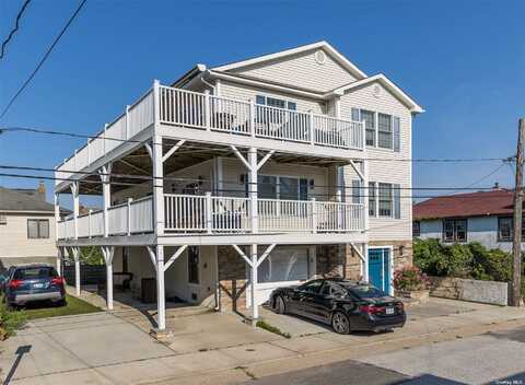 17 Oswego Avenue, East Atlantic Beach, NY 11561