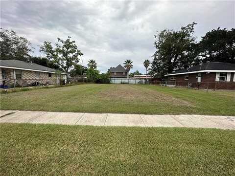 1933 HEIGHTS Drive, Saint Bernard, LA 70085