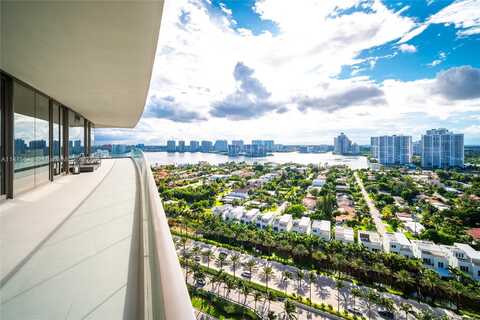 18975 Collins Ave, Sunny Isles Beach, FL 33160