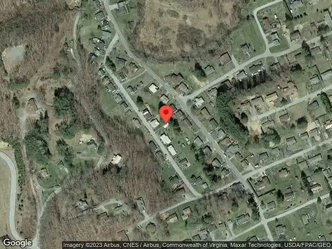 Circle, BLUEFIELD, VA 24605