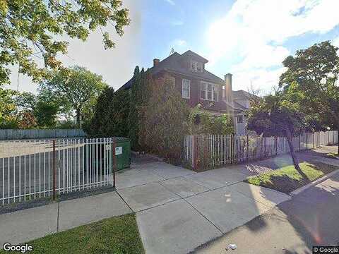 Frontenac, DETROIT, MI 48211