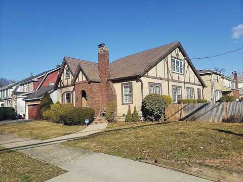 Lawrence, LYNBROOK, NY 11563