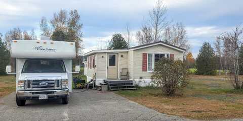 412 Kelley Mobile Home Park, Millinocket, ME 04462