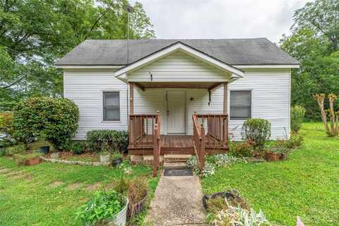 440 N Oakland Avenue, Statesville, NC 28677