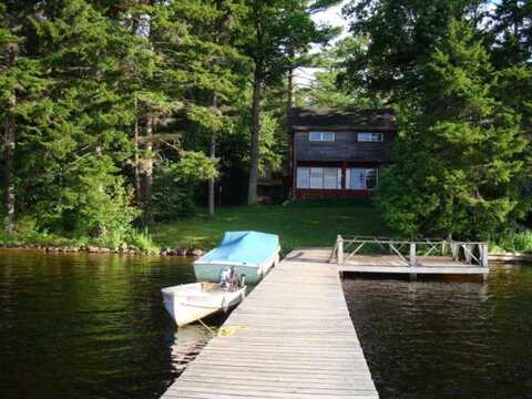 1 Chair Rock, Cranberry Lake, NY 12927