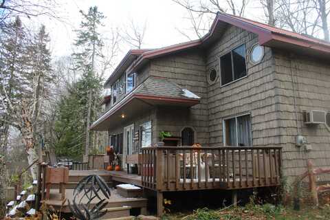 92 Spaulding Lake Road, Oakfield, ME 04763