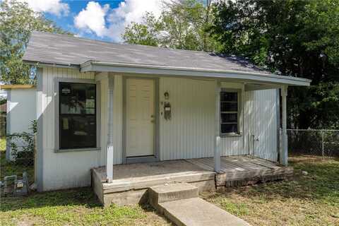 904 N Wright Street, Alice, TX 78332