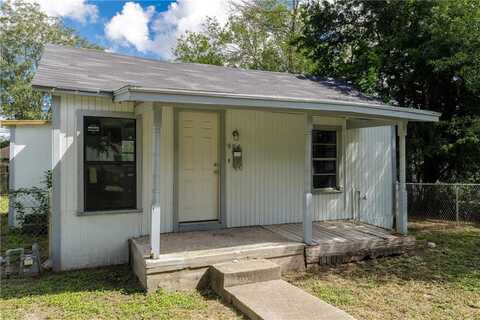 904 N Wright St, Alice, TX 78332