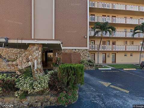 12Th, HALLANDALE BEACH, FL 33009