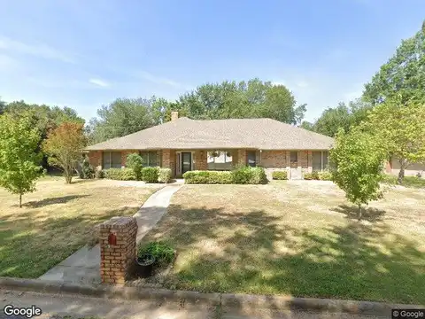 Gale St, Mount Pleasant, TX 75455