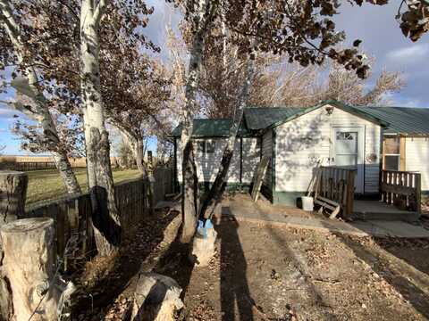 205 1st ST NW, Box Elder, MT 59521