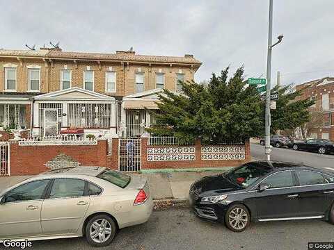 Dumont, BROOKLYN, NY 11212