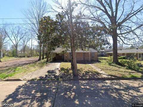 8Th, ALEXANDRIA, LA 71302