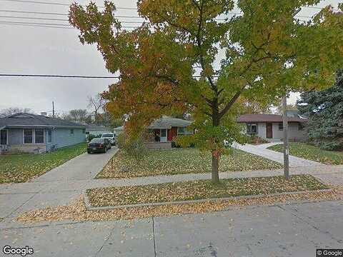 105Th, MILWAUKEE, WI 53225