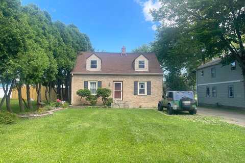 106Th, MILWAUKEE, WI 53225