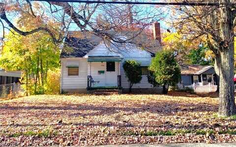 3726 Sunset Boulevard, Youngstown, OH 44502