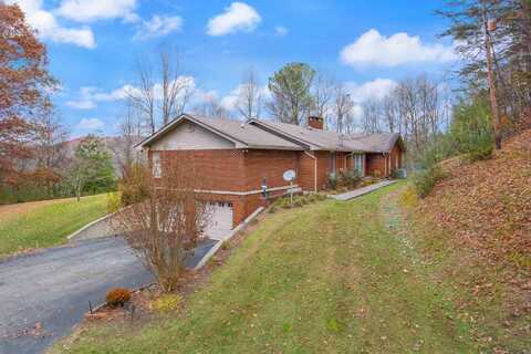 68 Clay Drive, Manchester, KY 40962
