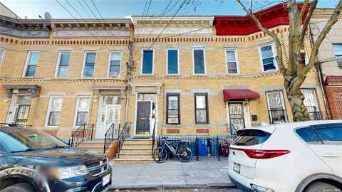 54-33 Arnold Ave, Maspeth, NY 11378