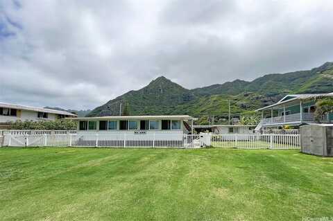 51-452 Kamehameha Highway, Kaaawa, HI 96730