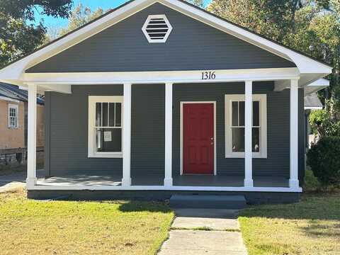 1316 5th Ave., Laurel, MS 39440