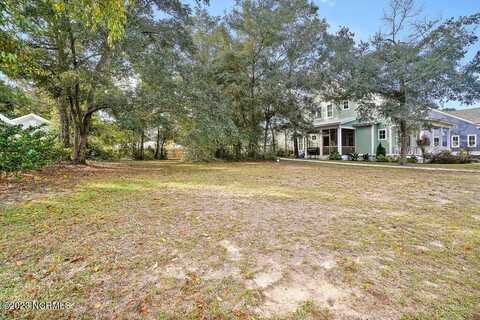 305 Fire Fly Lane SE, Southport, NC 28461